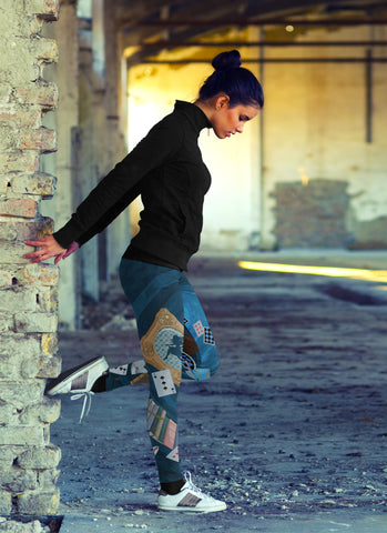 Image of Wonderland Leggings Down The Rabbit Hole