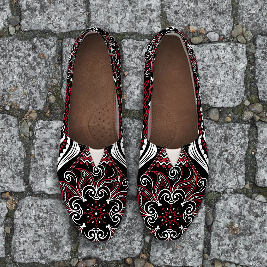 Mandala Ladies Casual Shoes Red and Black